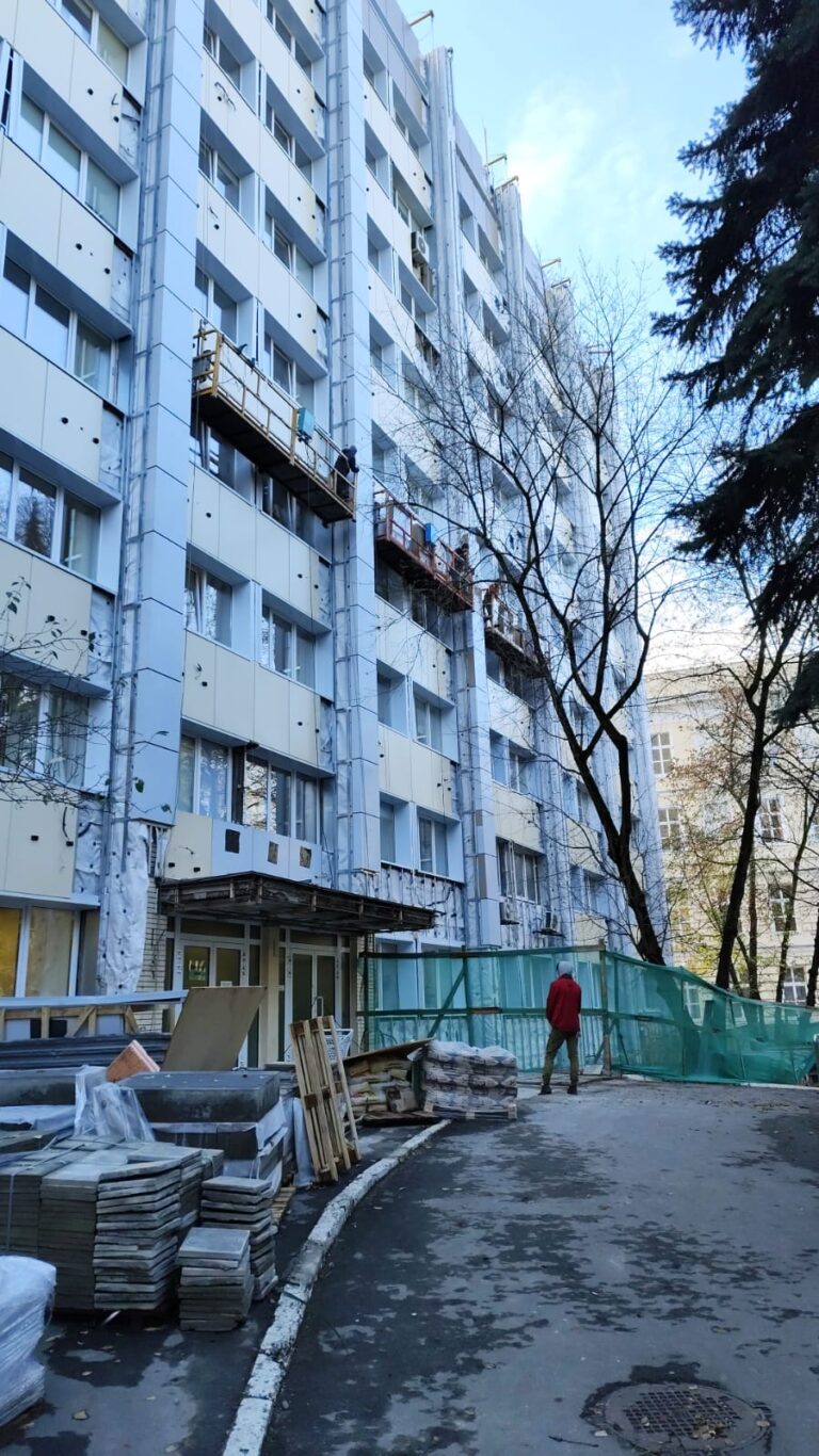 УКБ им. Сеченова. Фаворит ФС Металлокассенты (3)